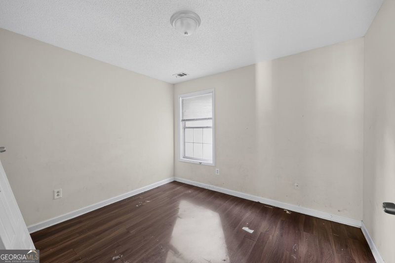 Photo 11 of 7117 Ravenwood Lane