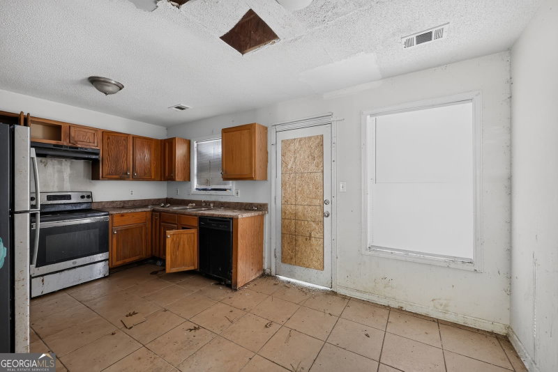 Photo 6 of 7117 Ravenwood Lane