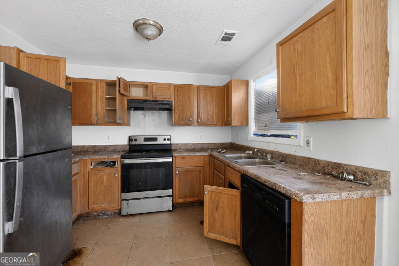 Photo 7 of 7117 Ravenwood Lane