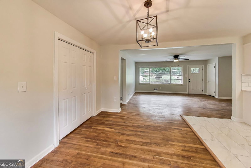 Photo 11 of 3110 Rollingwood Lane SE