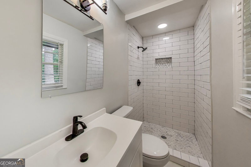 Photo 7 of 3110 Rollingwood Lane SE