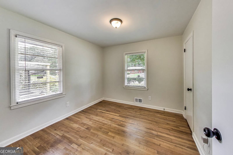 Photo 10 of 3110 Rollingwood Lane SE