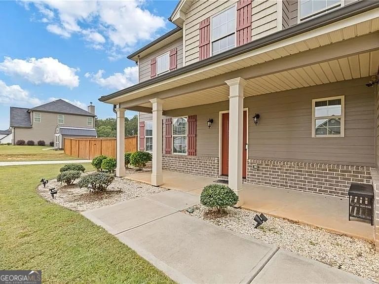 Photo 4 of 796 Pinnacle Drive