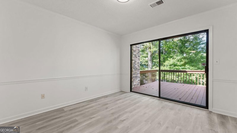 Photo 13 of 2387 Northlake Court NE