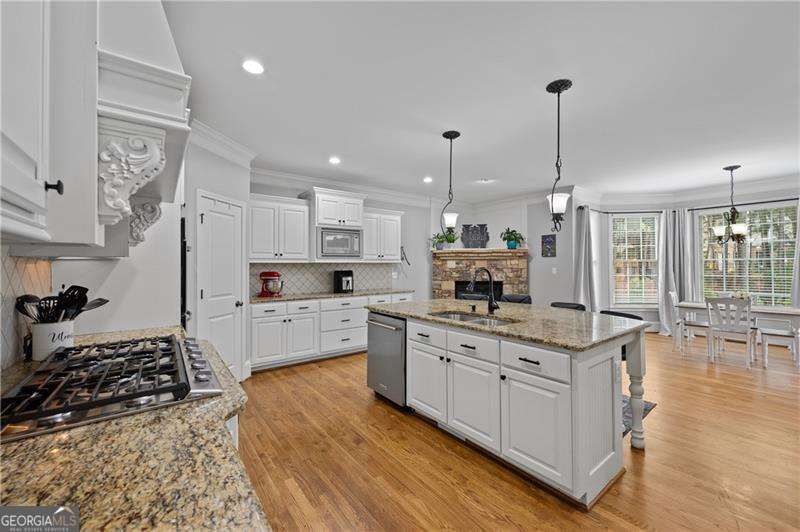 Photo 15 of 354 Estates View Drive