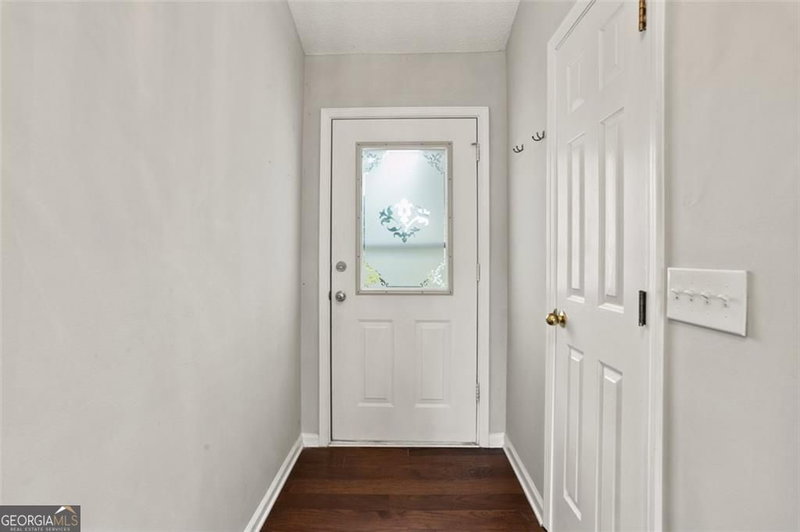 Photo 11 of 3100 Oak Grove Road