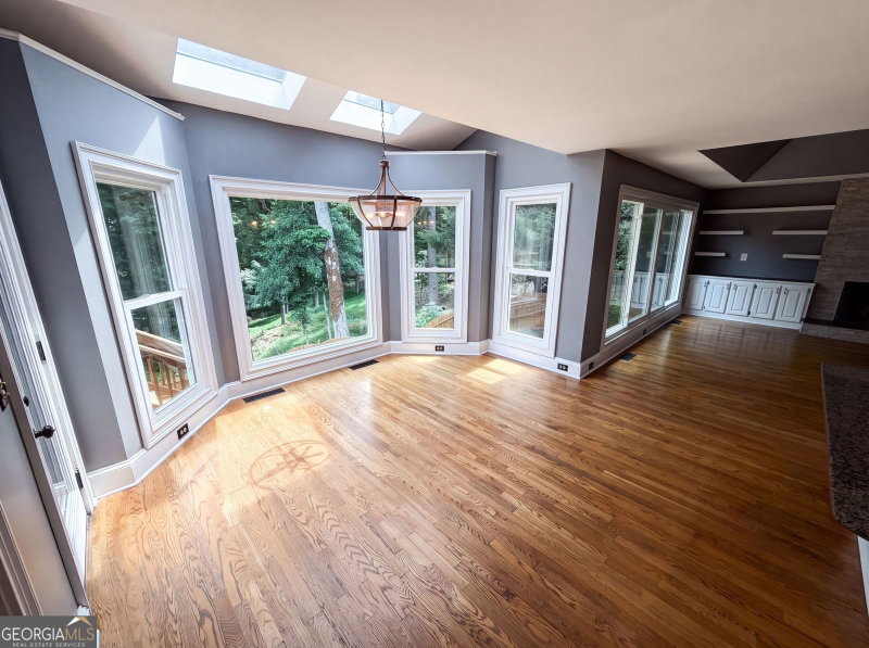 Photo 16 of 135 N Clublands Court