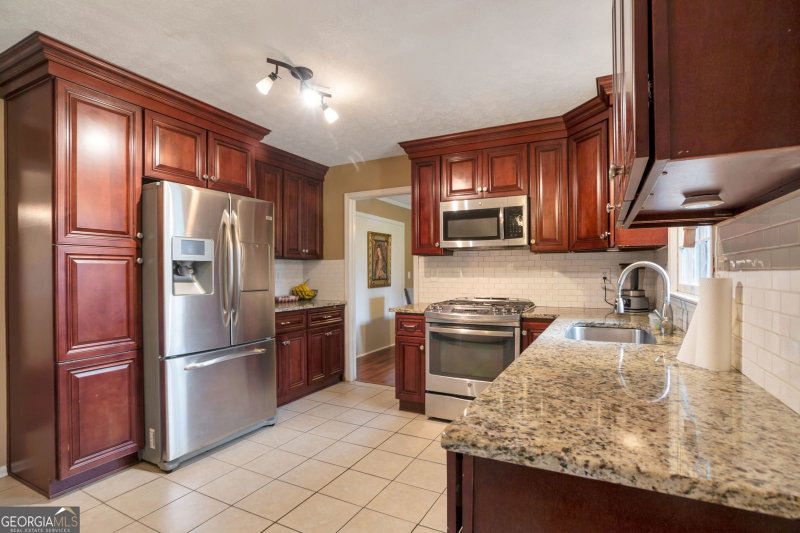 Photo 6 of 1210 Brookside Drive NE