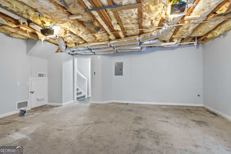 Photo 23 of 31 Stiles Court SW