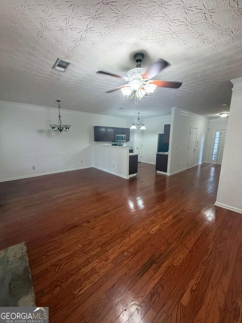 Photo 3 of 325 Parc River Boulevard