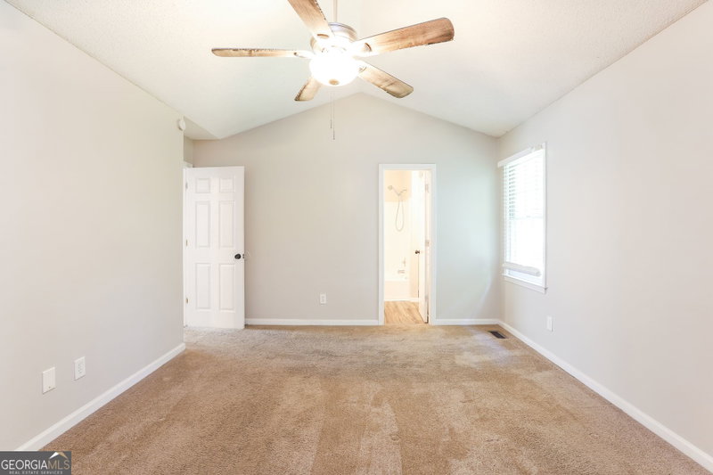Photo 13 of 133 Old Hickory Way