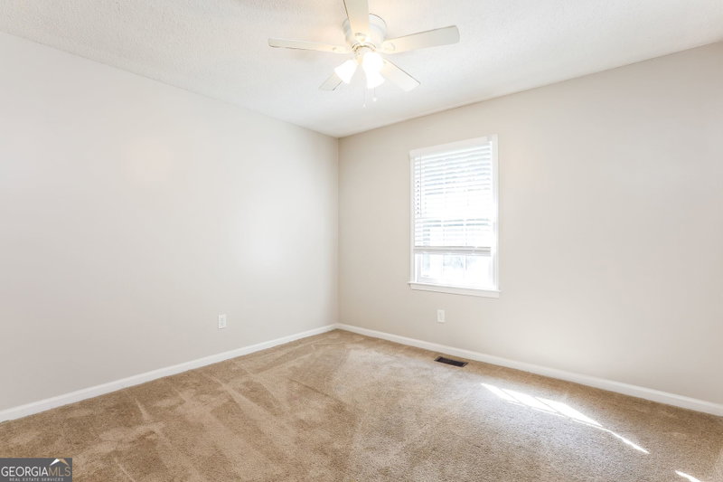 Photo 16 of 133 Old Hickory Way