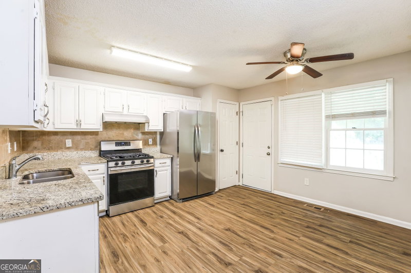 Photo 10 of 133 Old Hickory Way