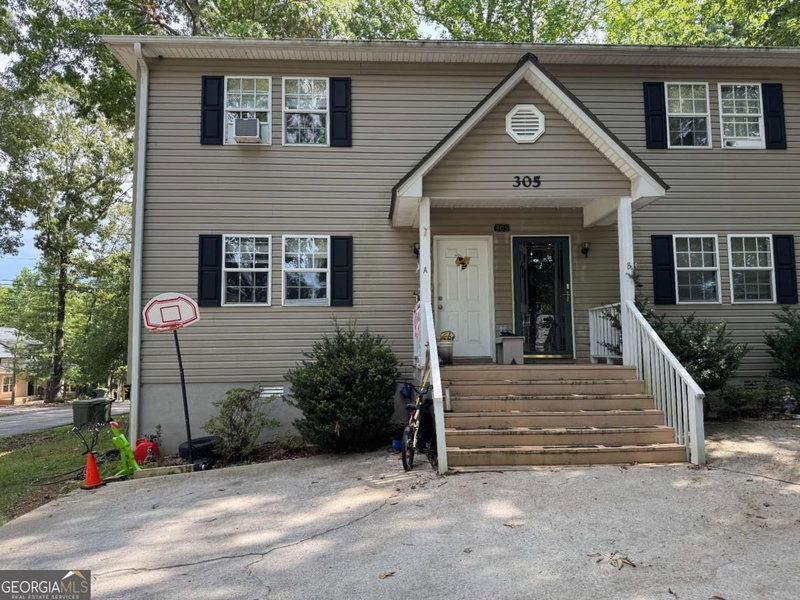 305 Townview Drive