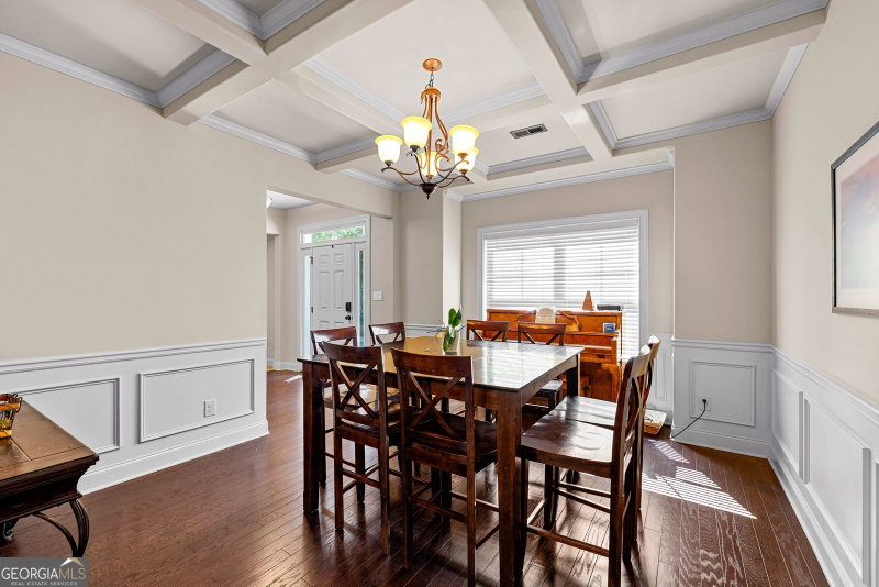 Photo 8 of 211 Fox Hall Crossing W
