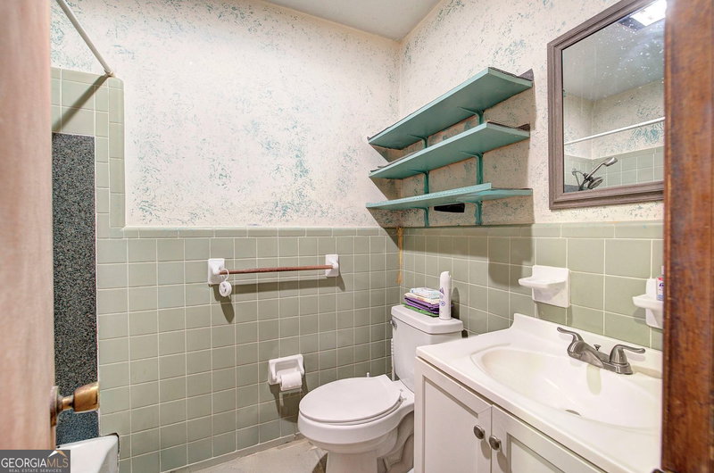Photo 22 of 105 Meadow Lane SW