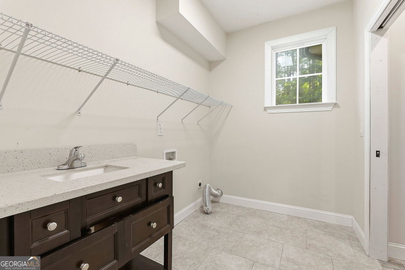 Photo 41 of 215 Kingswood Lane