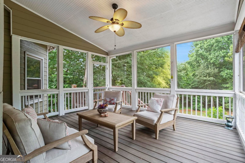 Photo 14 of 203 Glenhaven Way