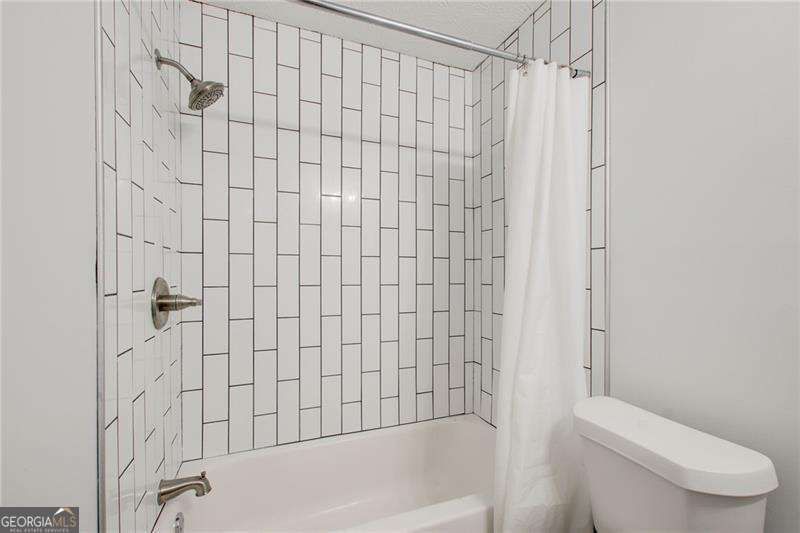 Photo 8 of 2470 Stonegate Drive NW