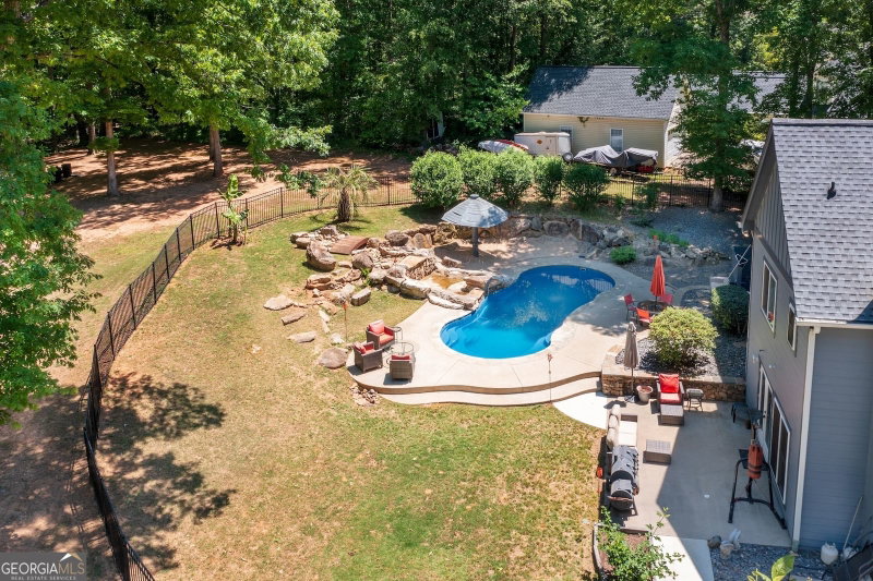 Photo 6 of 95 Tyler Woods Drive