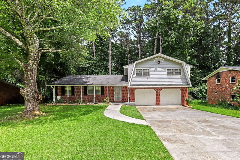 815 Dunleith Court