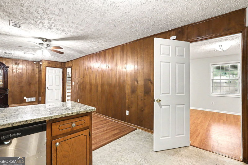 Photo 17 of 815 Dunleith Court