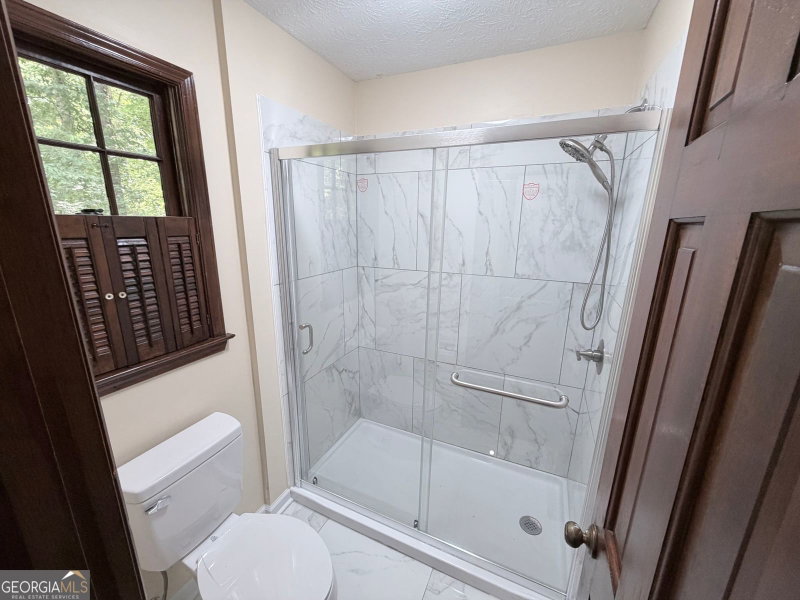 Photo 35 of 1912 Wildwood Court SW