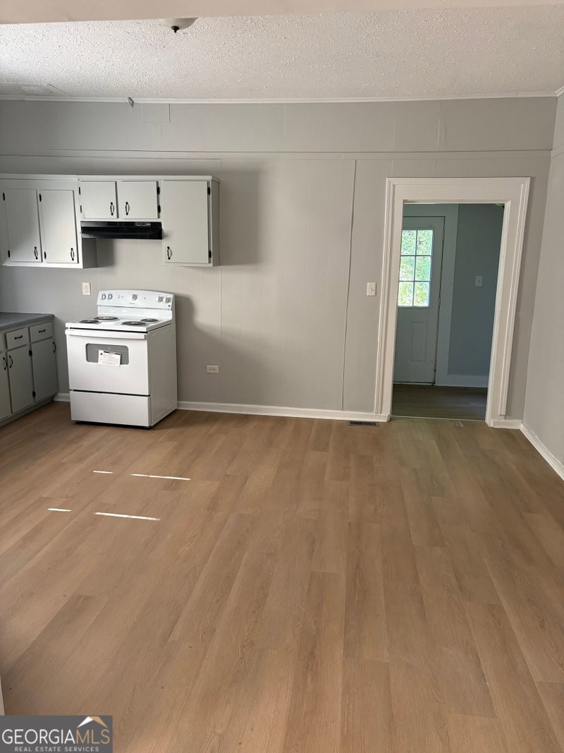 Photo 4 of 202 Cheatham Street