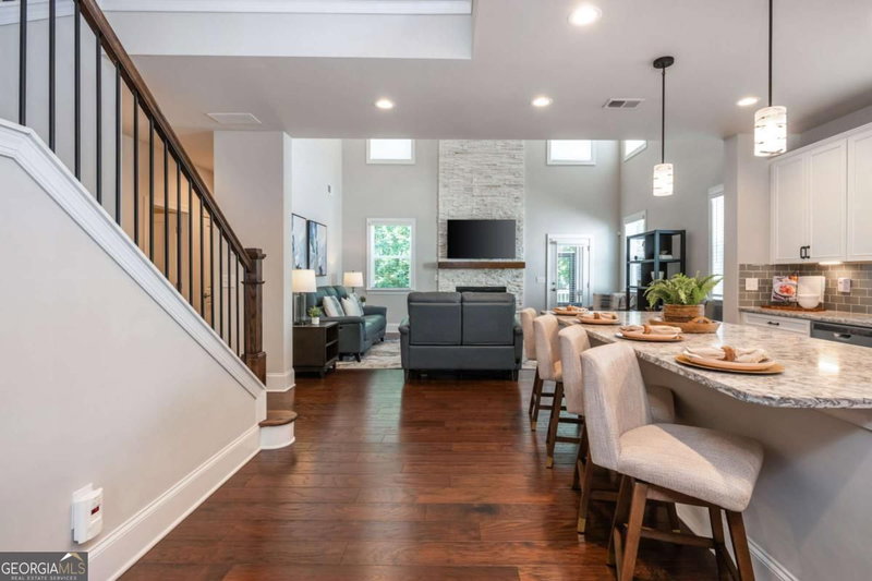 Photo 18 of 1811 Goodhearth Drive NE