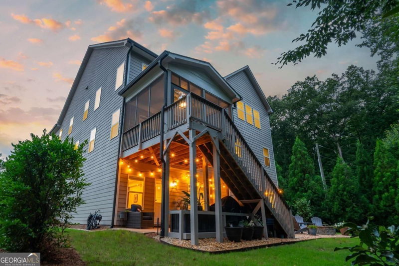 Photo 6 of 1811 Goodhearth Drive NE