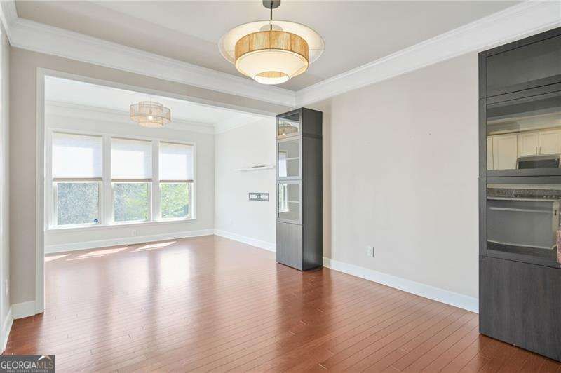 Photo 9 of 826 Bexley Park Way