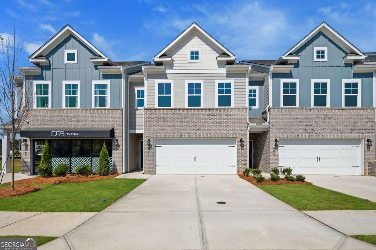 3649 Donovan Circle, Loganville, GA 30052