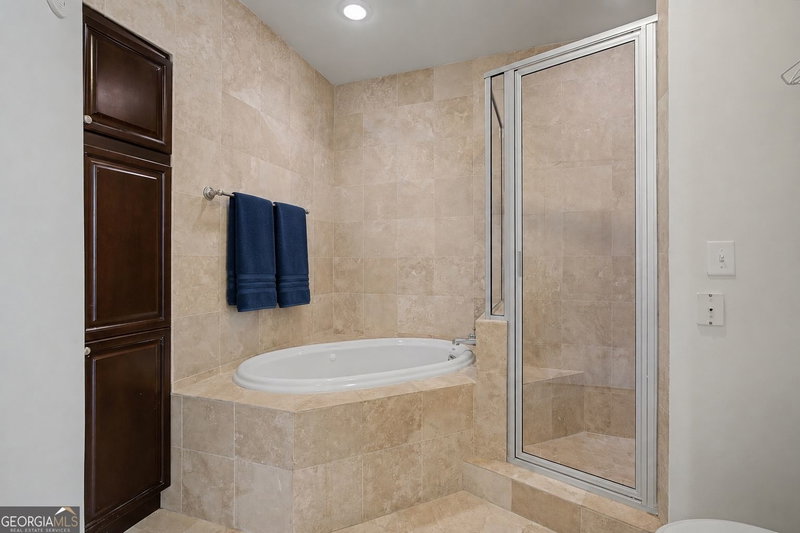 Photo 18 of 2828 Peachtree Road NE ##802