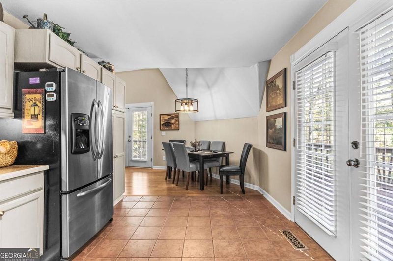 Photo 15 of 1251 White Oak Drive