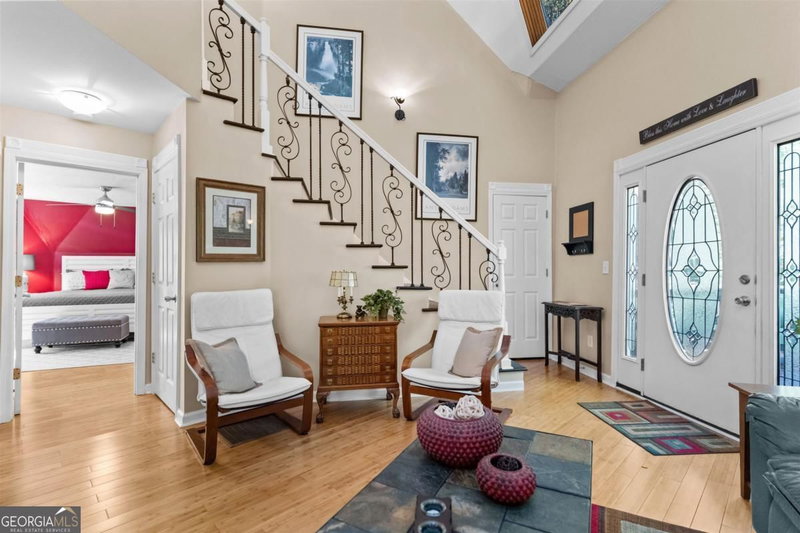 Photo 9 of 1251 White Oak Drive
