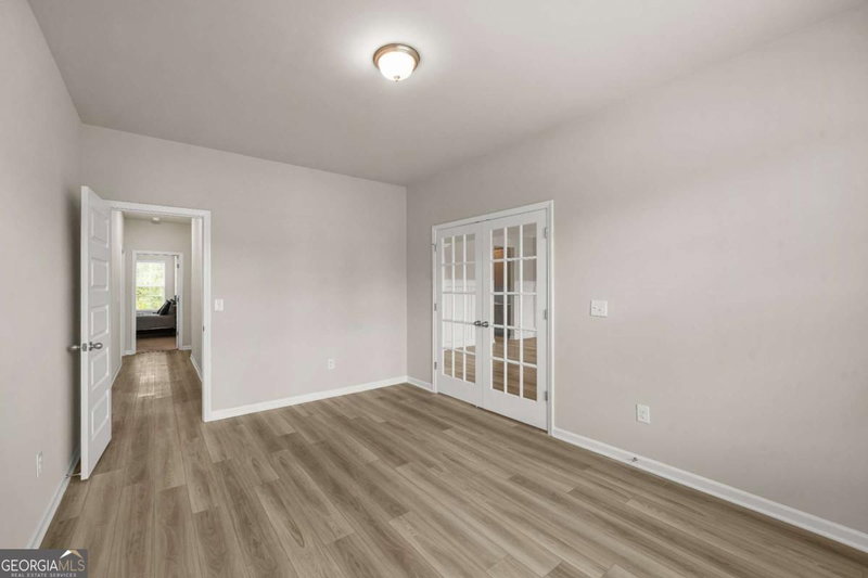 Photo 22 of 842 Orwell Drive