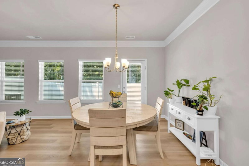 Photo 13 of 411 Crescent Woode Drive
