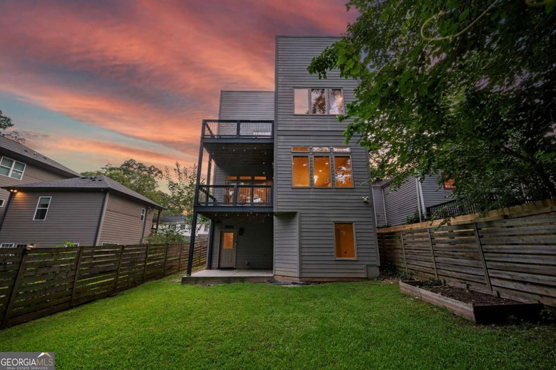 Photo 58 of 406 E Side Avenue SE