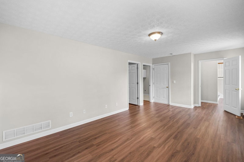 Photo 33 of 122 Brookhaven Lane
