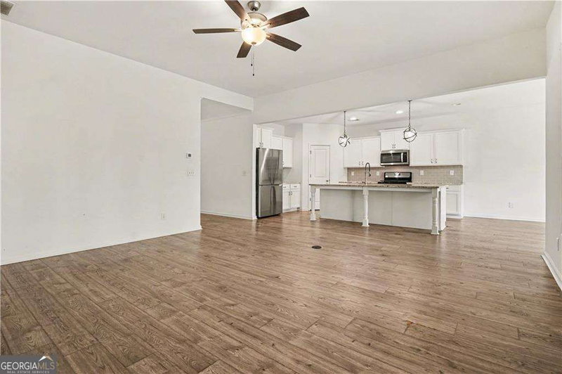 Photo 6 of 2304 Margaux Court
