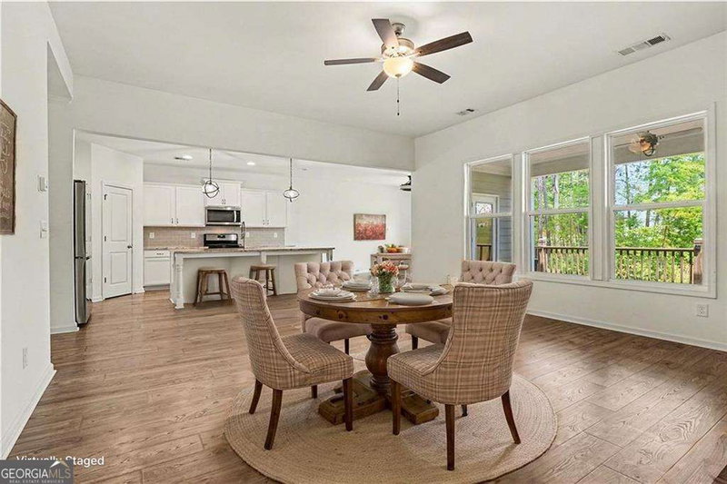 Photo 7 of 2304 Margaux Court