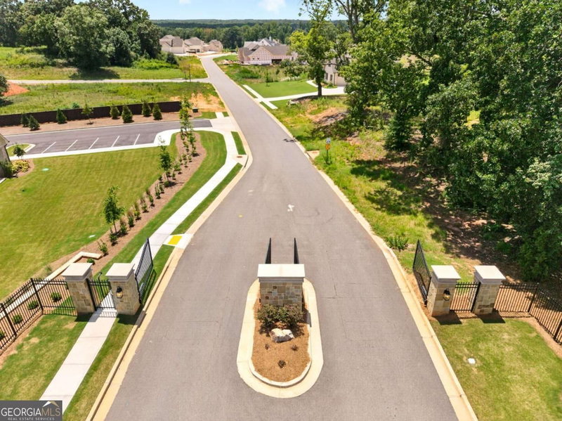 Photo 4 of 2528 Malcom Estates Drive #11