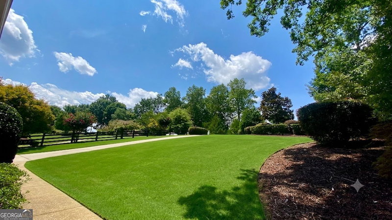 Photo 11 of 5660 Chestatee Landing Drive