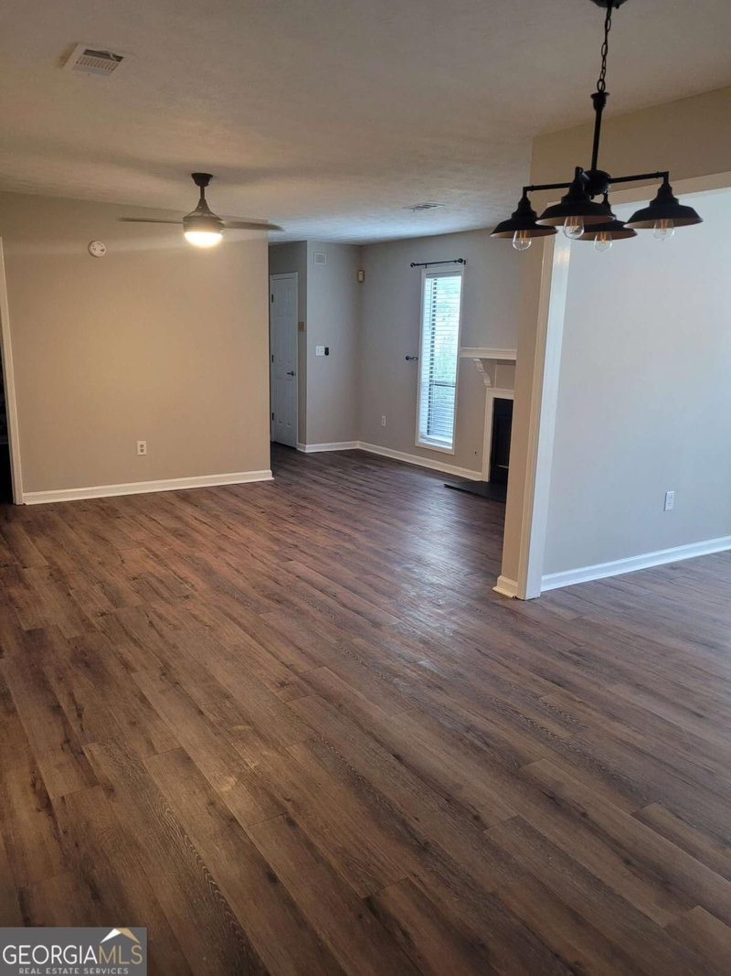 Photo 12 of 3923 Woodridge Way