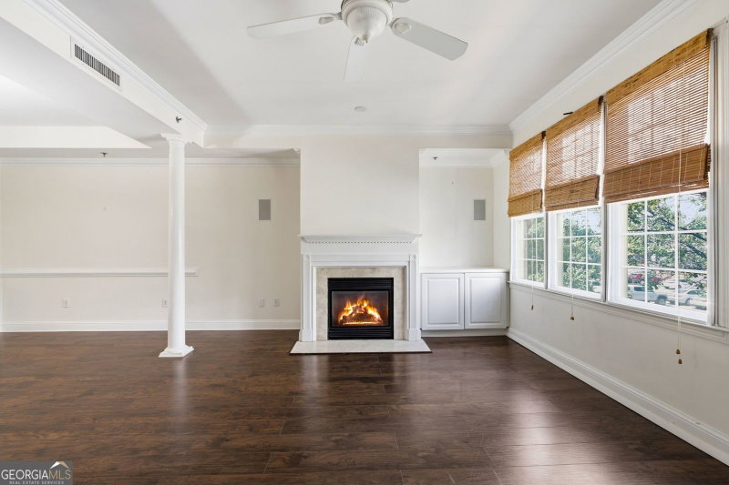 Photo 13 of 1735 Peachtree Street NE #304