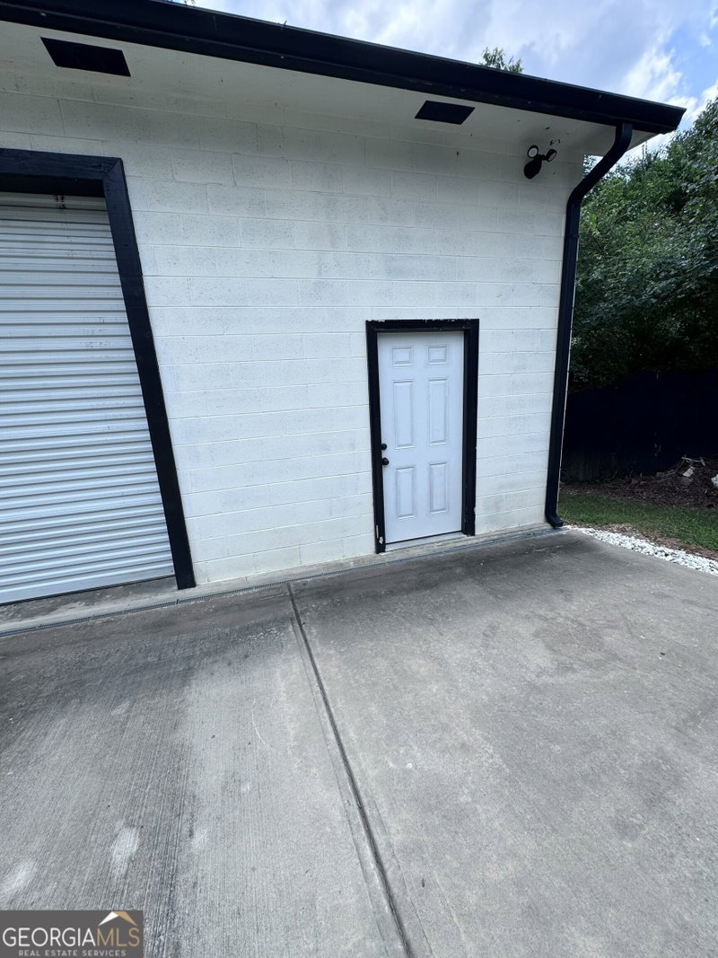 Photo 18 of 4100 Scott Drive