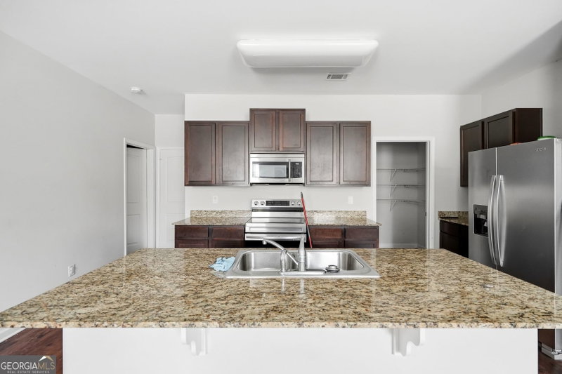 Photo 14 of 2024 S Sawgrass Drive E