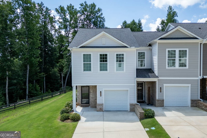 Photo 36 of 124 Greenview Court
