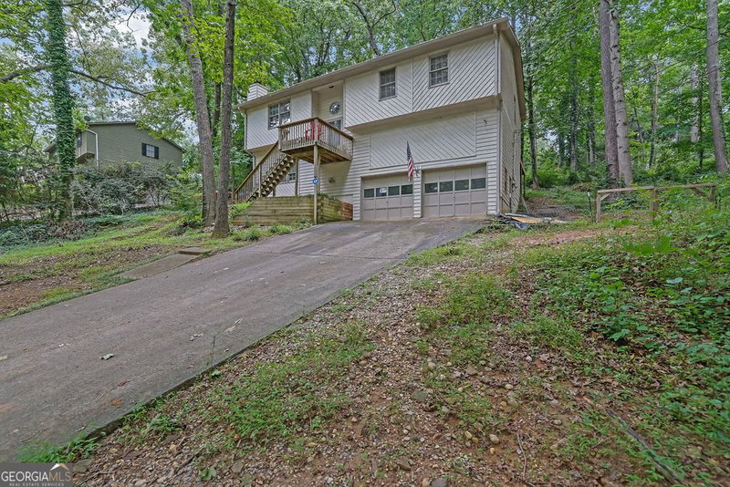 Photo 5 of 131 Little Brook Drive