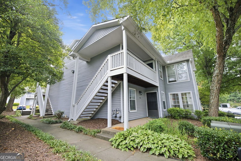 402 Olde Mill Lane #402